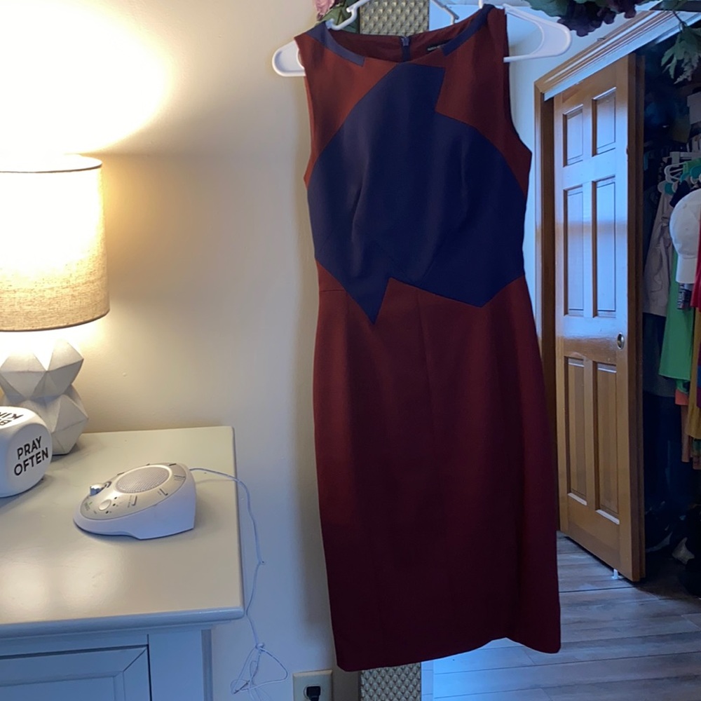 Karen Millen size 4 dress beautiful design fitted
